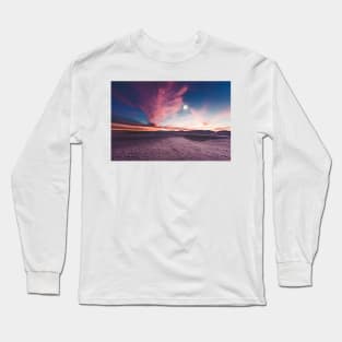 Moon gazing Long Sleeve T-Shirt